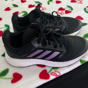 Adidas Black and Purple -cloud foam